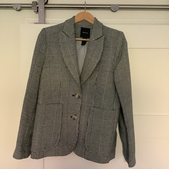 Smythe Portrait Neck Blazer, size 10, in excellent condition - Picture 1 of 3